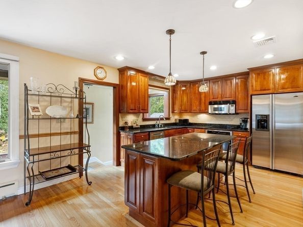 35 Alden Rd, Swampscott MA 01907