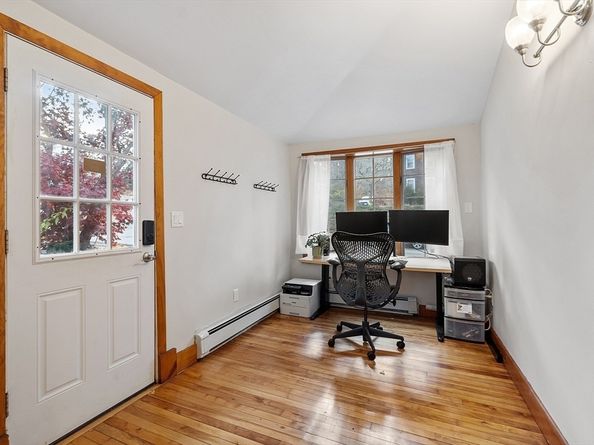 24 Myrtle Ave, Wakefield MA 01880