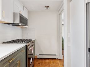 24 Myrtle Ave, Wakefield MA 01880