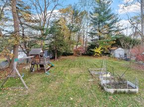 24 Myrtle Ave, Wakefield MA 01880