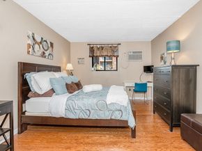 137 Franklin St 102, Stoneham MA 02180