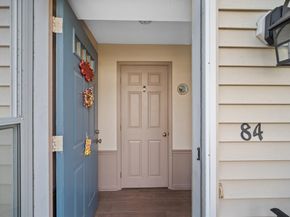 84 Century Way 84, Gardner MA 01440