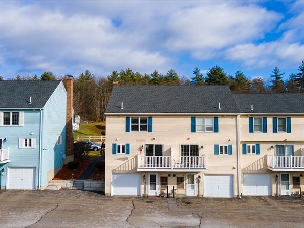 84 Century Way 84, Gardner MA 01440