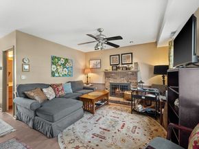 84 Century Way 84, Gardner MA 01440