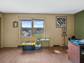 84 Century Way 84, Gardner MA 01440