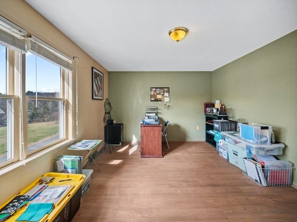 84 Century Way 84, Gardner MA 01440