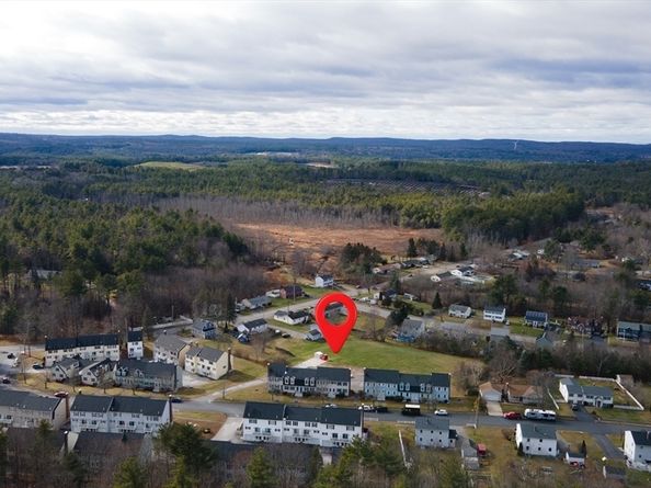 84 Century Way 84, Gardner MA 01440