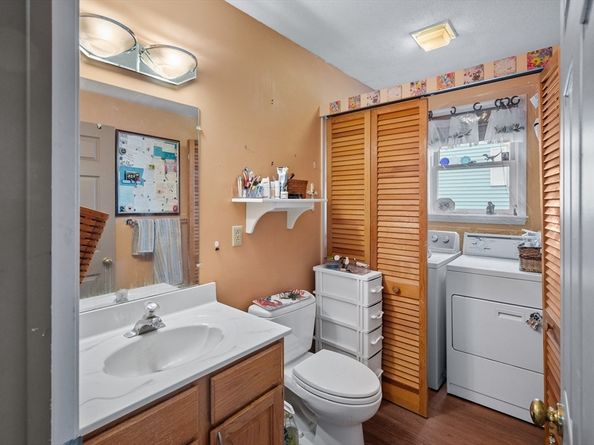 84 Century Way 84, Gardner MA 01440