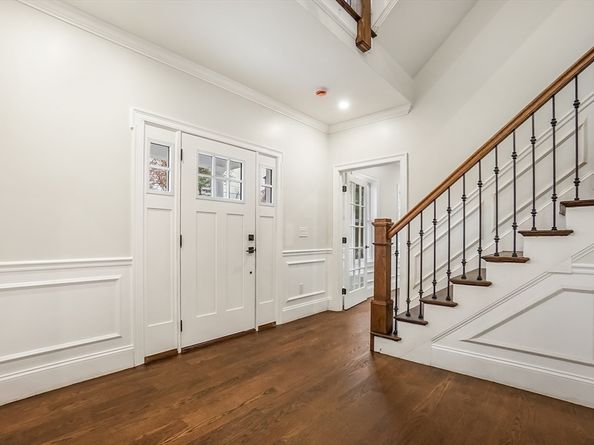 157 Mill St, Natick MA 01760