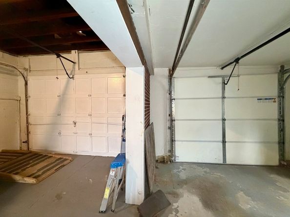 6 Vineyard Ave, Clinton MA 01510