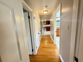 6 Vineyard Ave, Clinton MA 01510