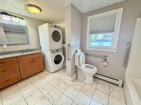 6 Vineyard Ave, Clinton MA 01510