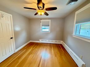 6 Vineyard Ave, Clinton MA 01510