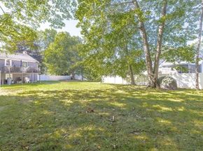 20 Senate Rd, Milford MA 01757