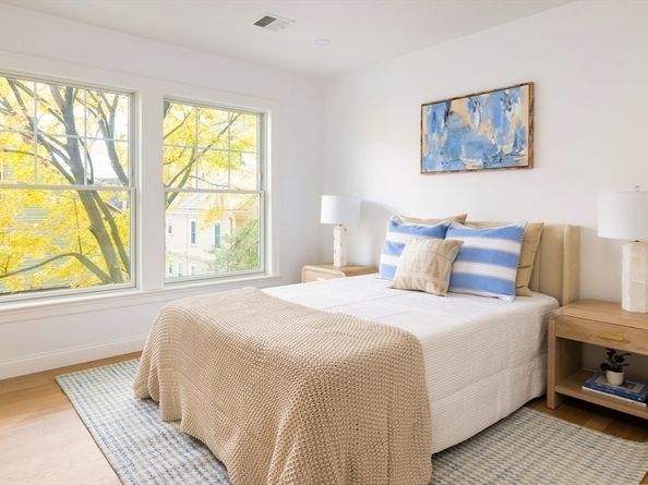 85 Naples Road B, Brookline MA 02446