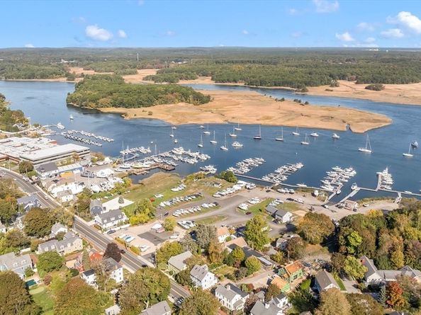 346 Merrimac Street, Newburyport MA 01950