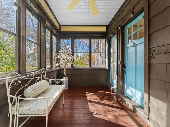 17 Worcester St, Grafton MA 01519