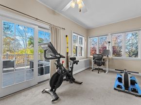 17 Worcester St, Grafton MA 01519