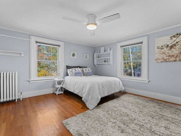 17 Worcester St, Grafton MA 01519