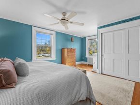 17 Worcester St, Grafton MA 01519