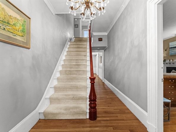 17 Worcester St, Grafton MA 01519