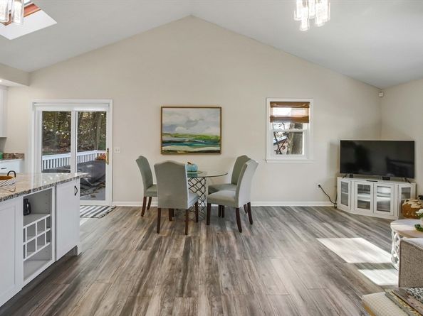 96 Indian Hill Road, Worcester MA 01606