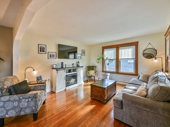 21 Prospect Ave., Dudley MA 01571