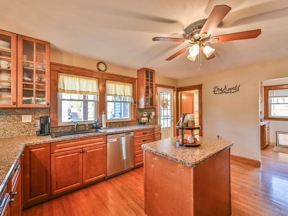 21 Prospect Ave., Dudley MA 01571