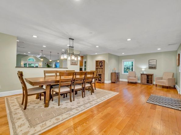 53 Southern Ave, Essex MA 01929