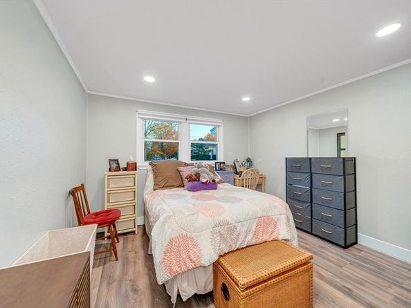 53 Southern Ave, Essex MA 01929