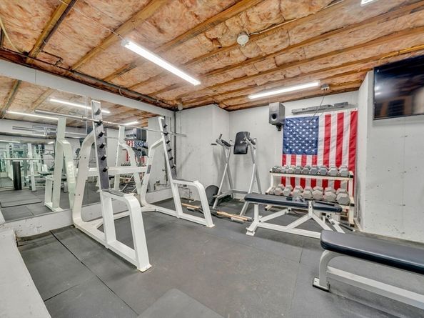 53 Southern Ave, Essex MA 01929