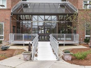 154 Lynnway 205, Lynn MA 01902