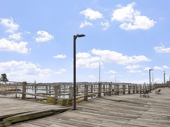 154 Lynnway 205, Lynn MA 01902