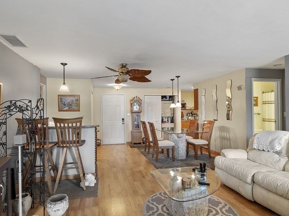 154 Lynnway 205, Lynn MA 01902