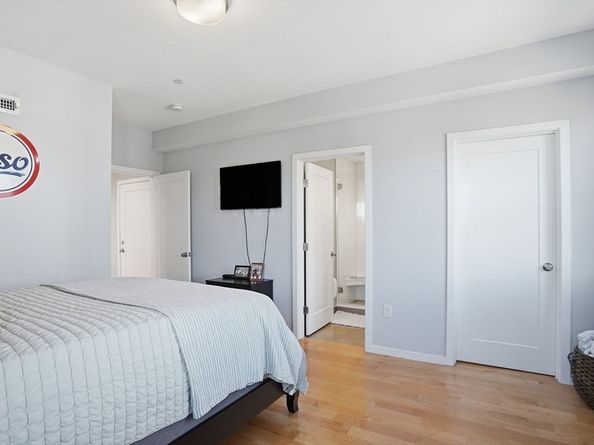 246-4 Boston St 4, Boston MA 02125