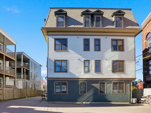 246-4 Boston St 4, Boston MA 02125