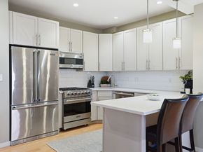 246-4 Boston St 4, Boston MA 02125