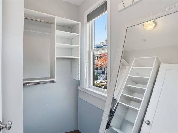 246-4 Boston St 4, Boston MA 02125