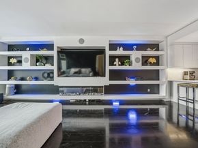 150 Seaport Blvd 17C, Boston MA 02210