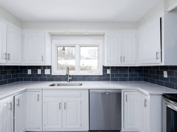 3 Old English Road, Worcester MA 01609