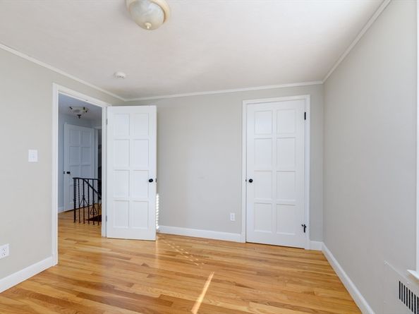 3 Old English Road, Worcester MA 01609