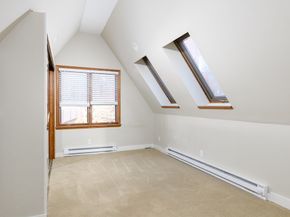 3 Old English Road, Worcester MA 01609