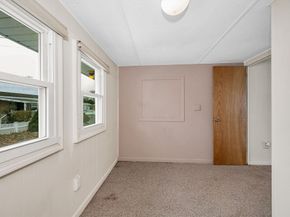 261 Newbury 33B, Peabody MA 01960