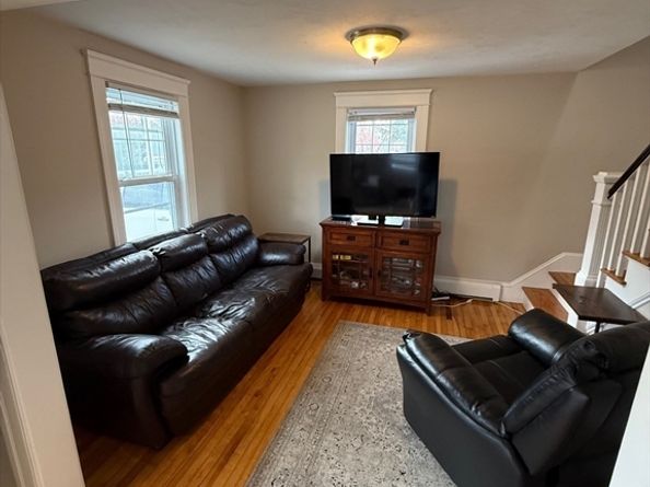 39 Phillips Ave, Shrewsbury MA 01545