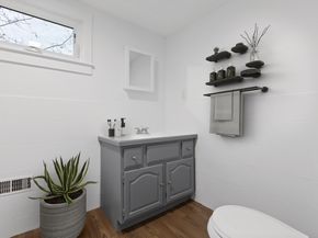 12 Thorndike St, Salem MA 01970