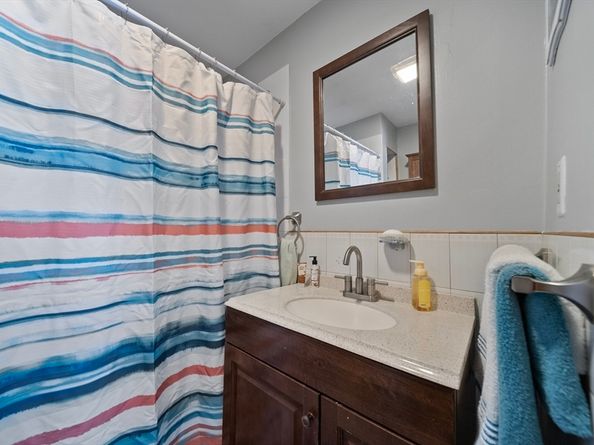 18 Seaview Ave, Revere MA 02151