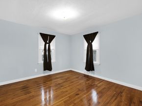 20 Leicester St, Oxford MA 01537