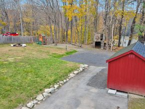 20 Leicester St, Oxford MA 01537