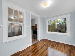 20 Leicester St, Oxford MA 01537