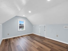 20 Leicester St, Oxford MA 01537